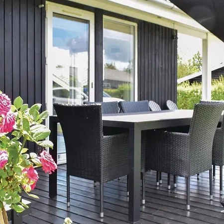 Cozy In With Kitchen Holiday home *